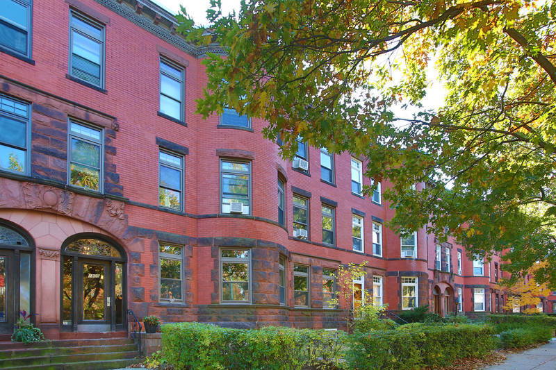 1805 Beacon