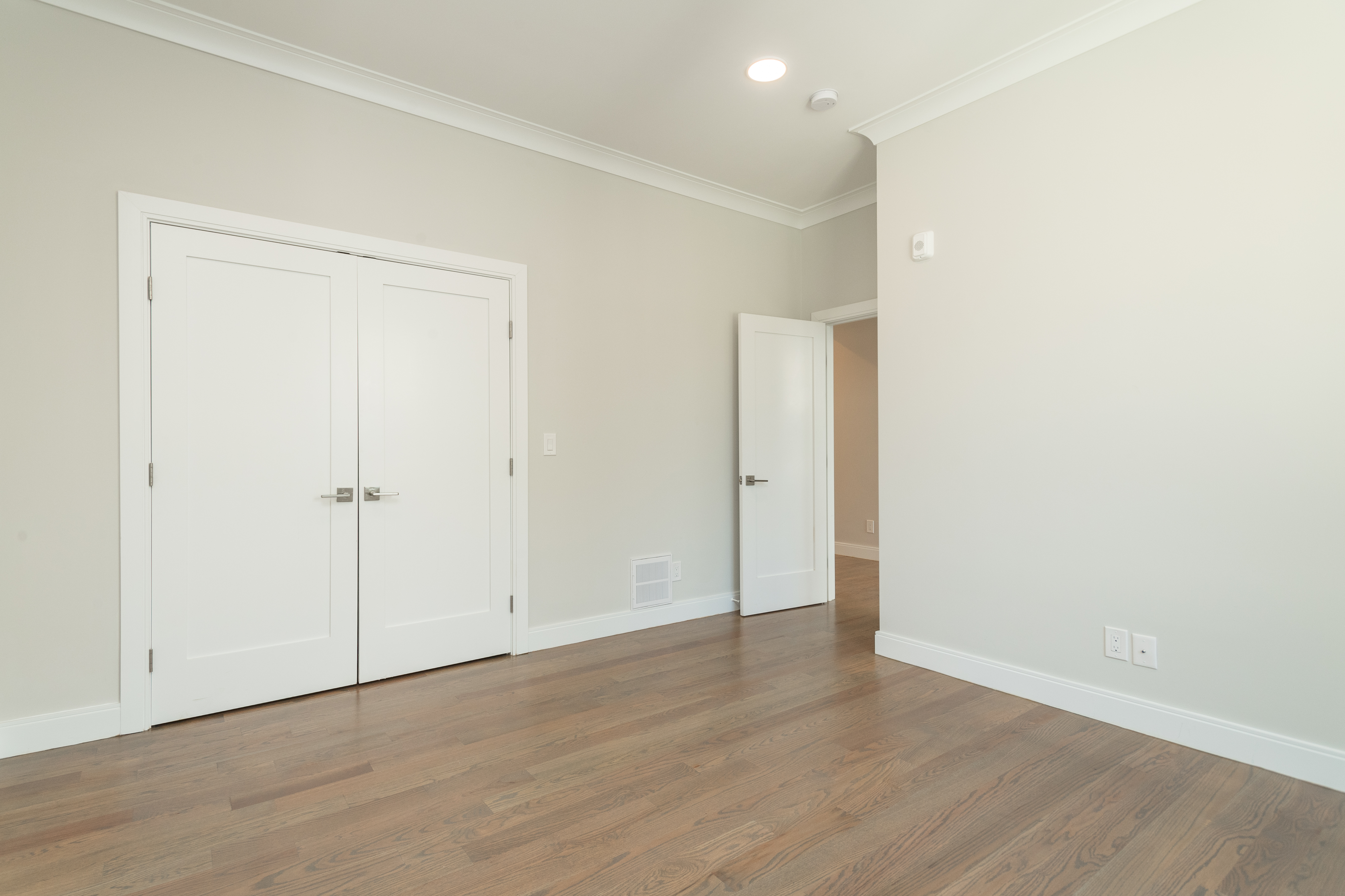 Photos of apartment on Washington St.,Boston MA 02130