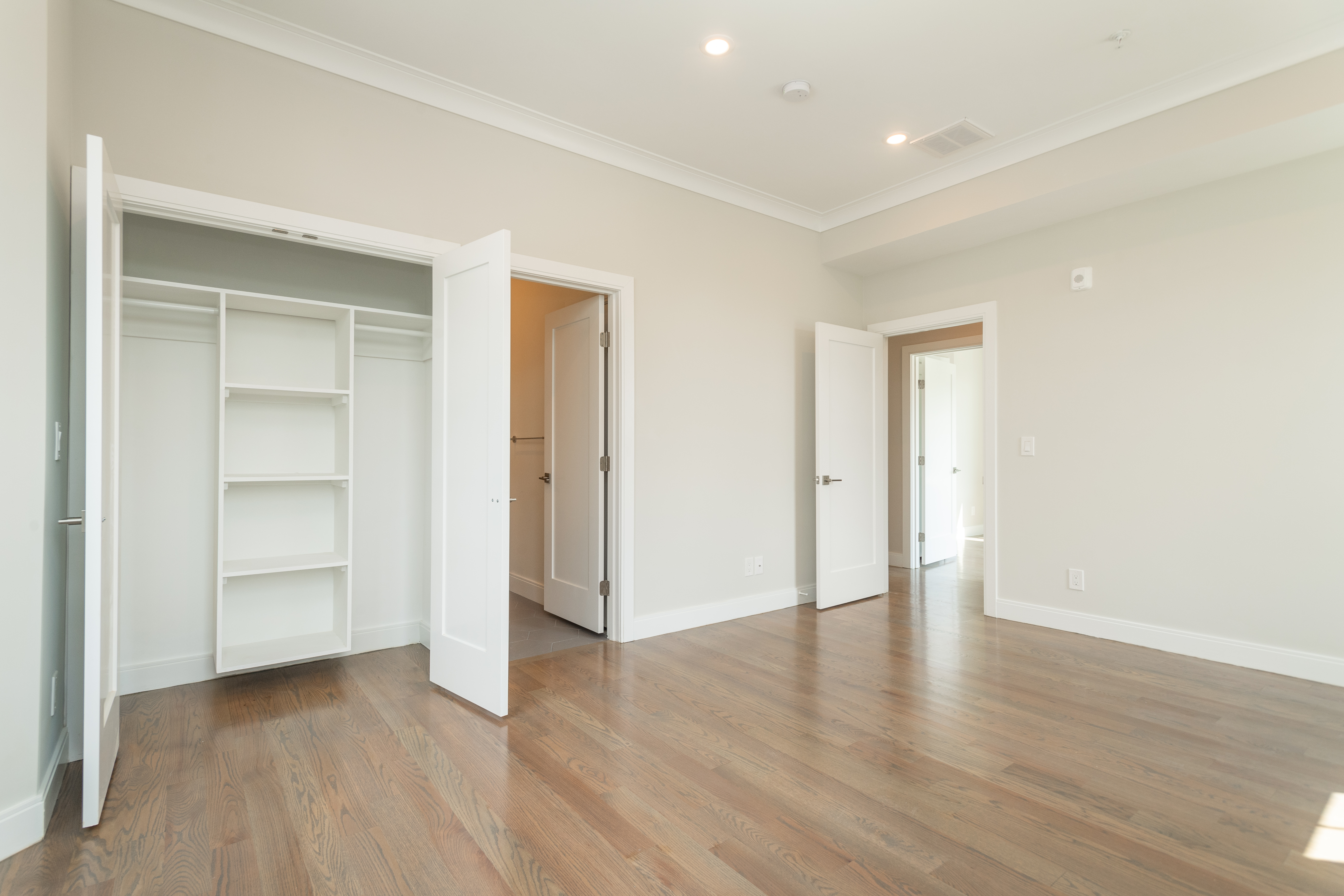 Photos of apartment on Washington St.,Boston MA 02130
