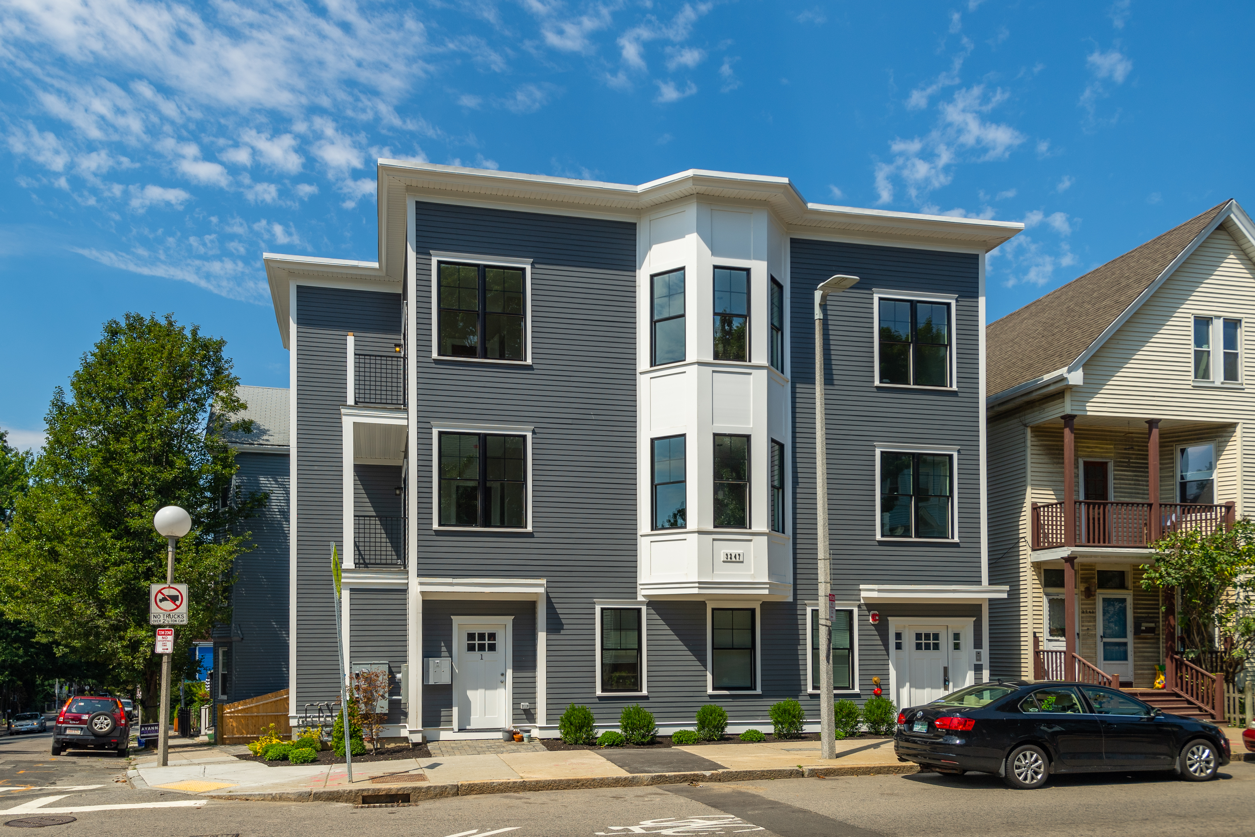 Photos of apartment on Washington St.,Boston MA 02130