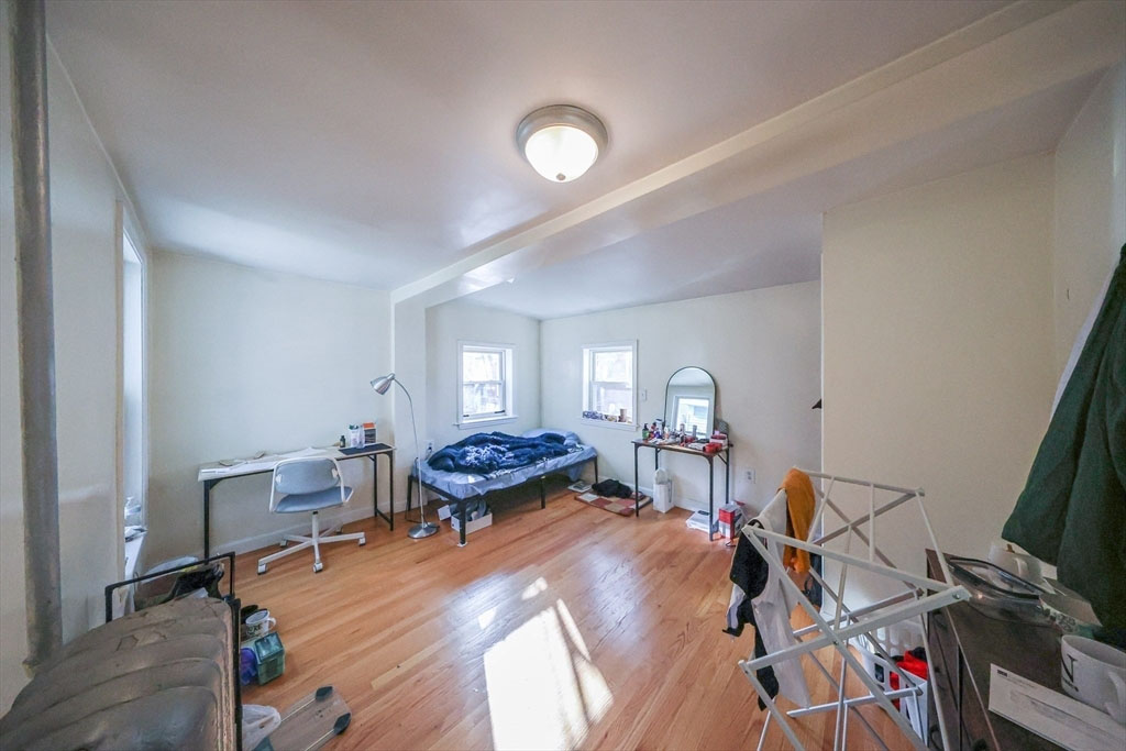 Photos of apartment on Prospect St.,Cambridge MA 02139
