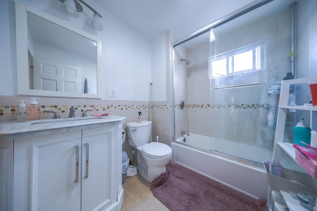 Photos of apartment on Prospect St.,Cambridge MA 02139