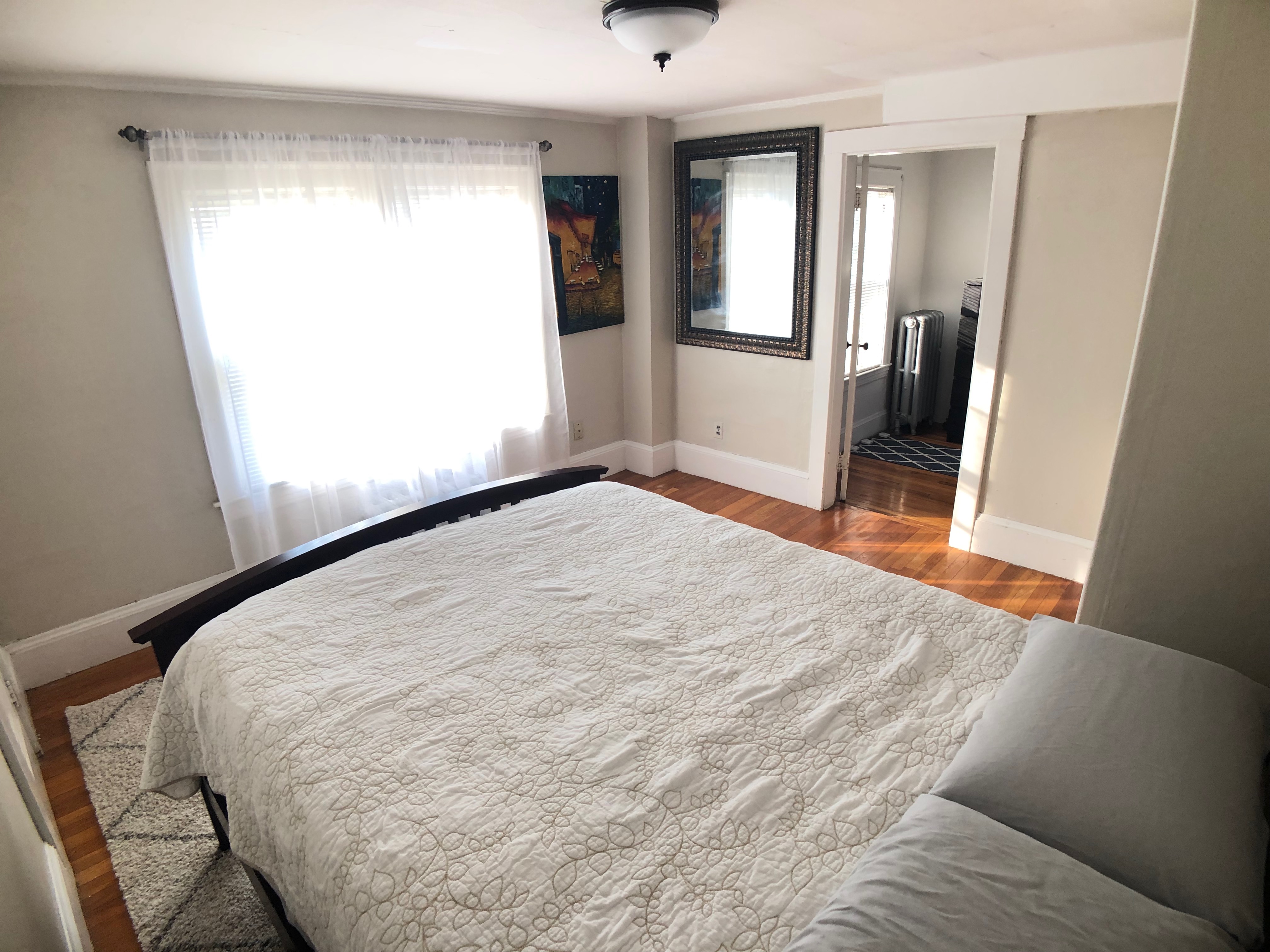 Photos of apartment on Hawthorn St.,Newton MA 02458