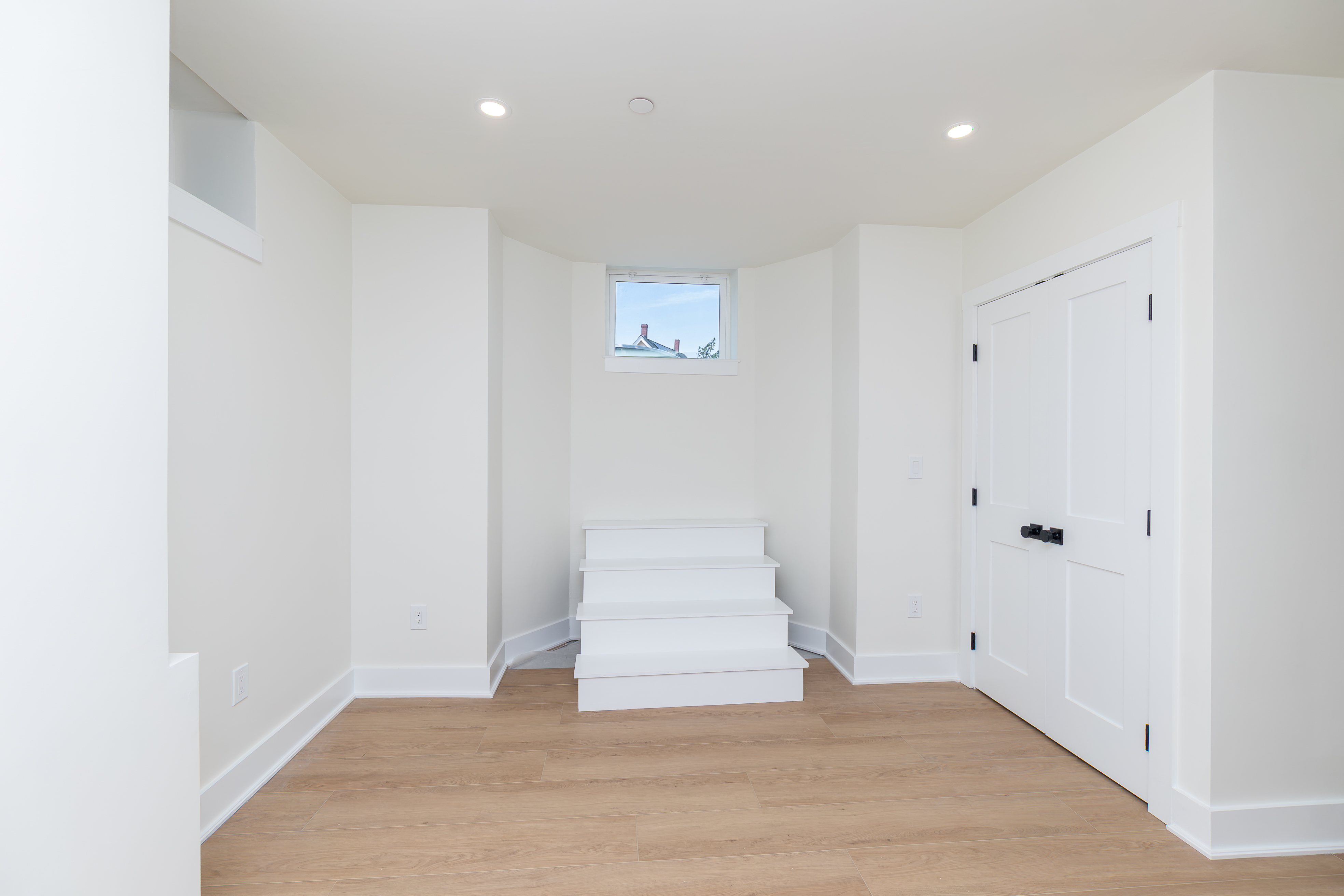 Photos of apartment on Trenton,Boston MA 02128