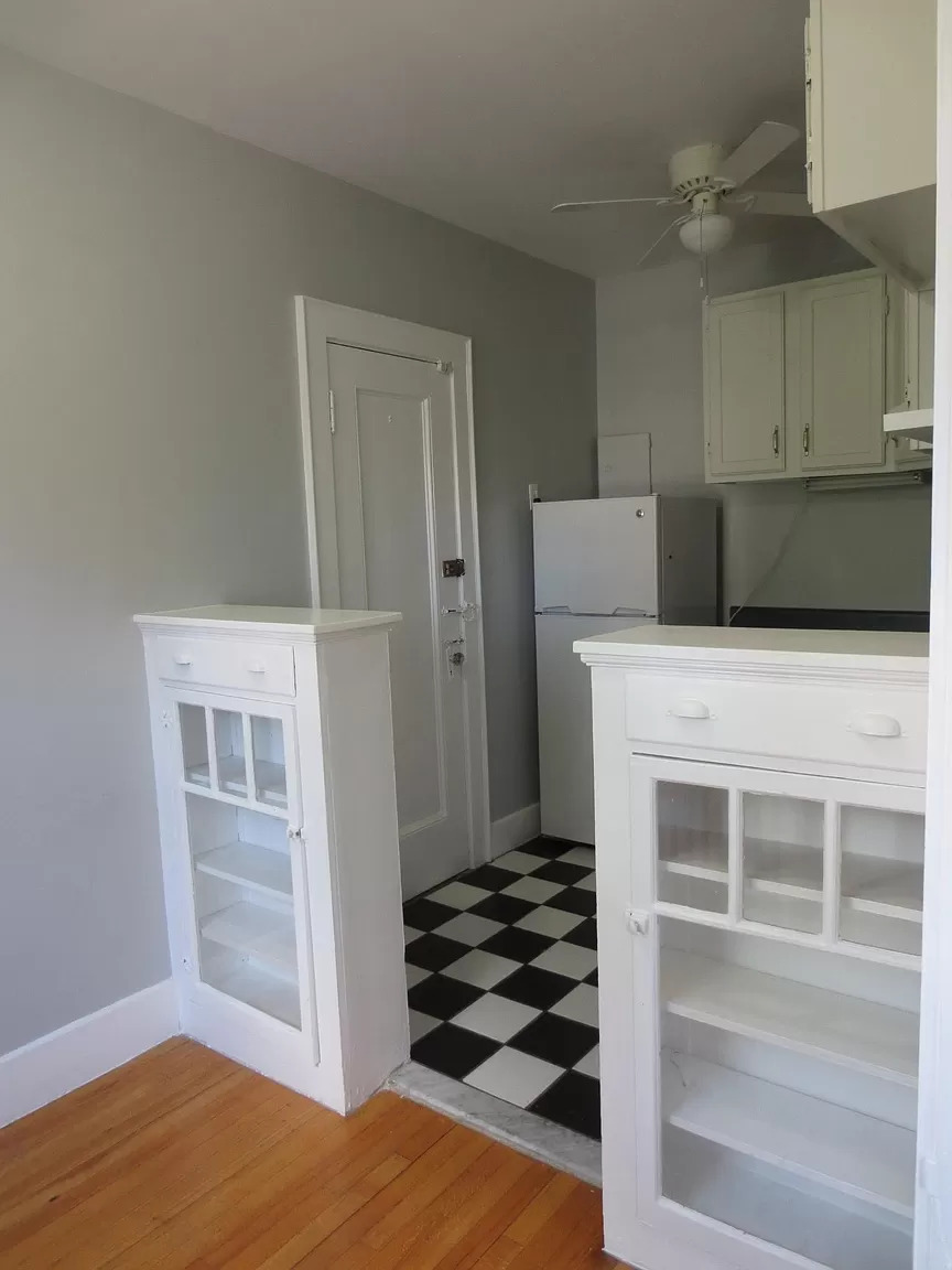 Photos of apartment on Concord Ave.,Cambridge MA 02138