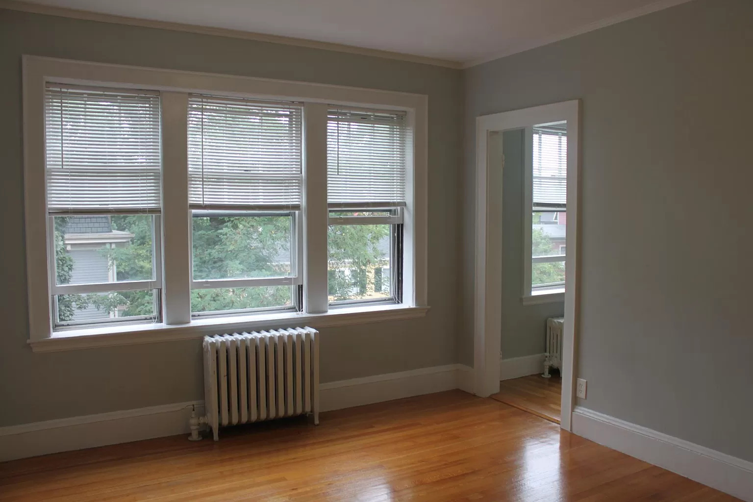 Photos of apartment on Concord Ave.,Cambridge MA 02138