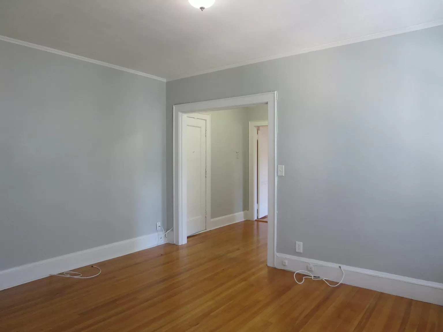Photos of apartment on Concord Ave.,Cambridge MA 02138