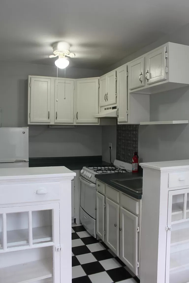 Photos of apartment on Concord Ave.,Cambridge MA 02138