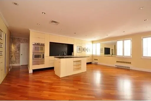 Photos of apartment on Beacon St.,Boston MA 02108
