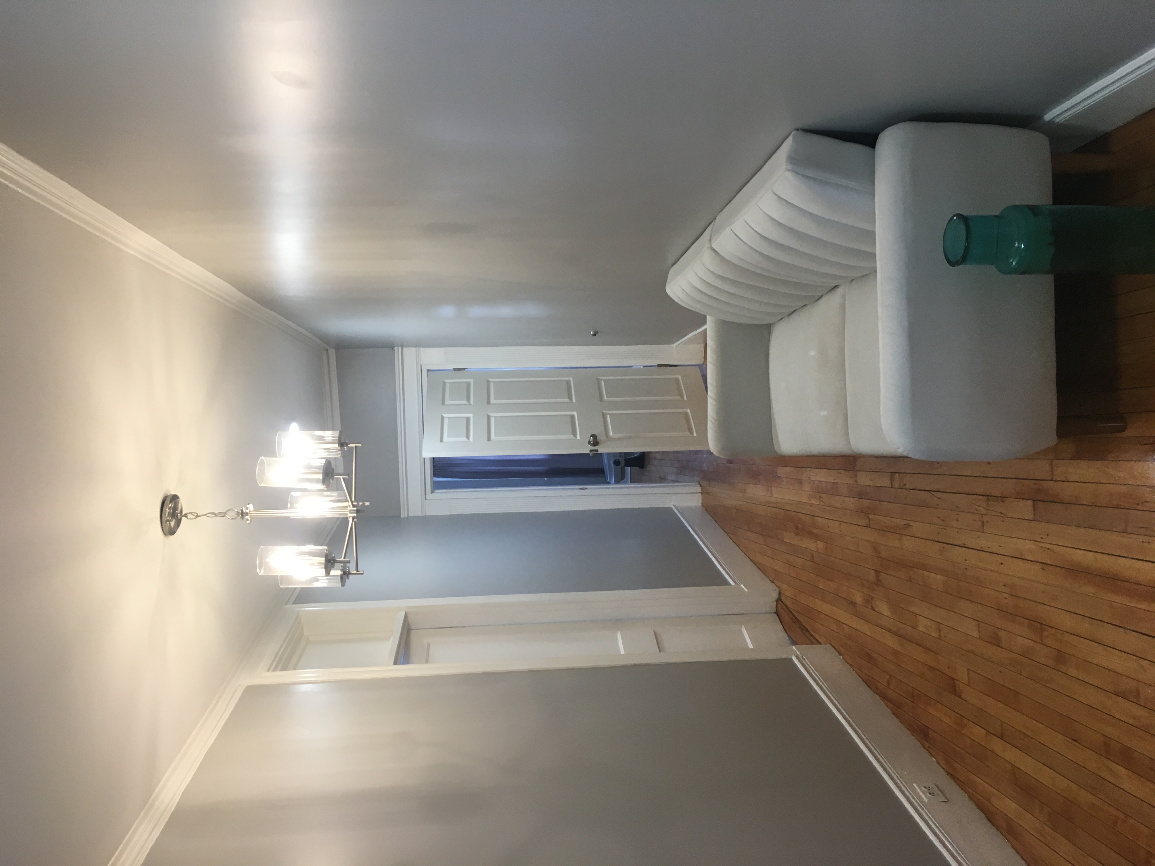 Photos of apartment on Linden St.,Boston MA 02134