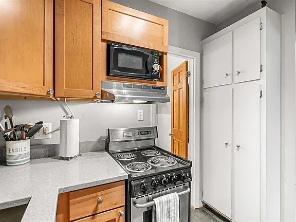 Photos of apartment on Beacon St.,Boston MA 02215