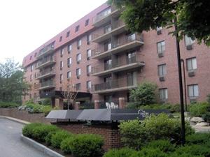 125 Pleasant St, North Brookline