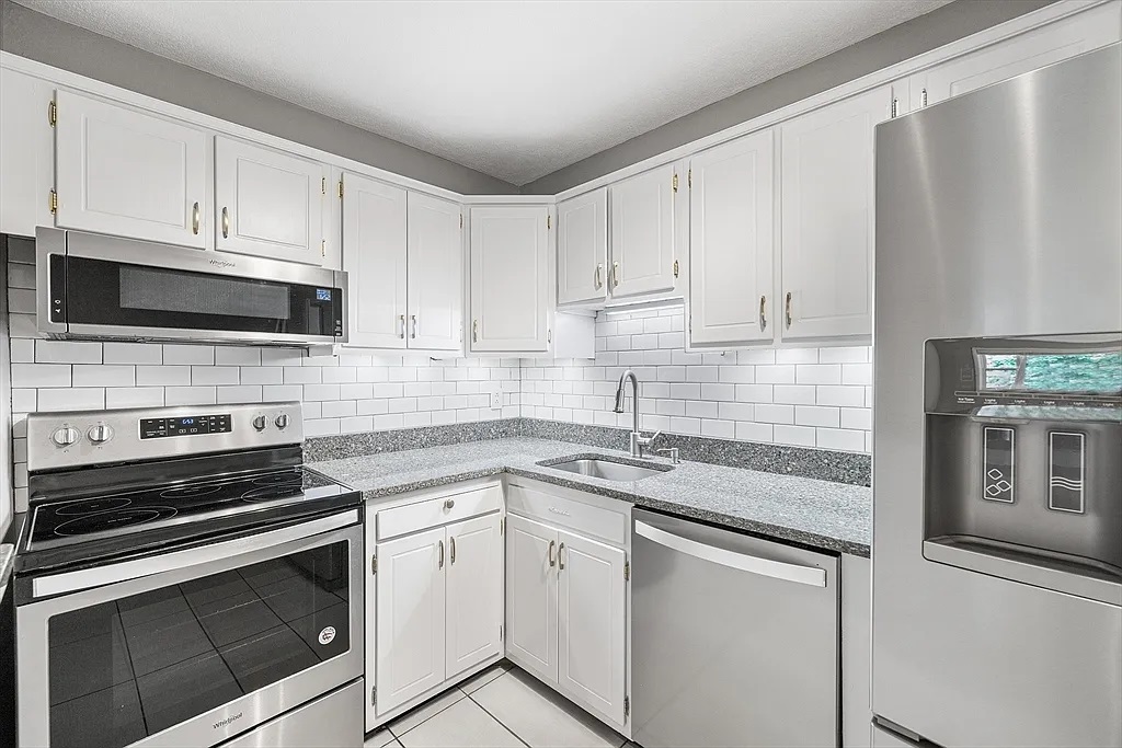 Photos of apartment on Cogswell Ave.,Cambridge MA 02140