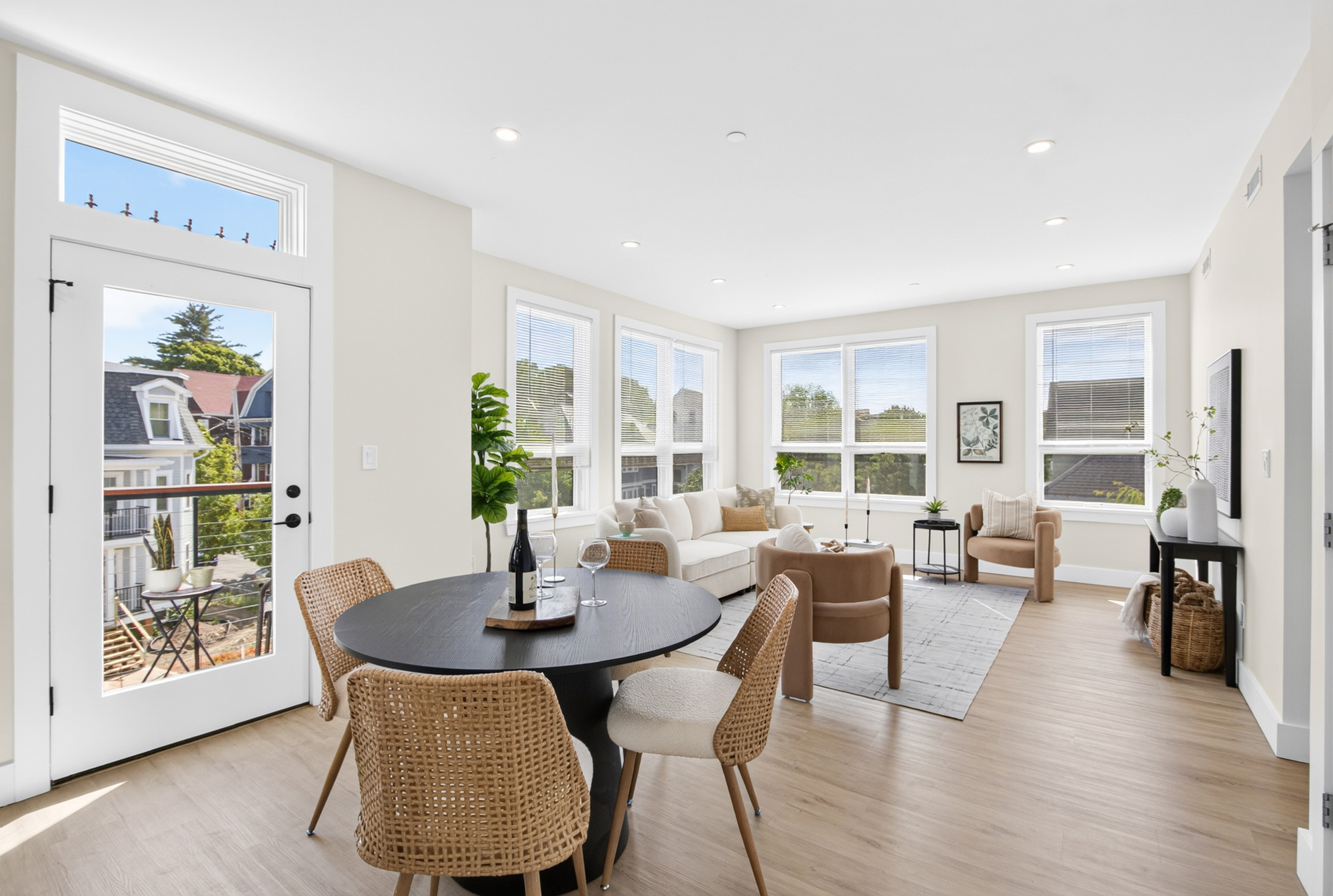 Pictures of  property for rent on Broadway, Somerville, MA 02144