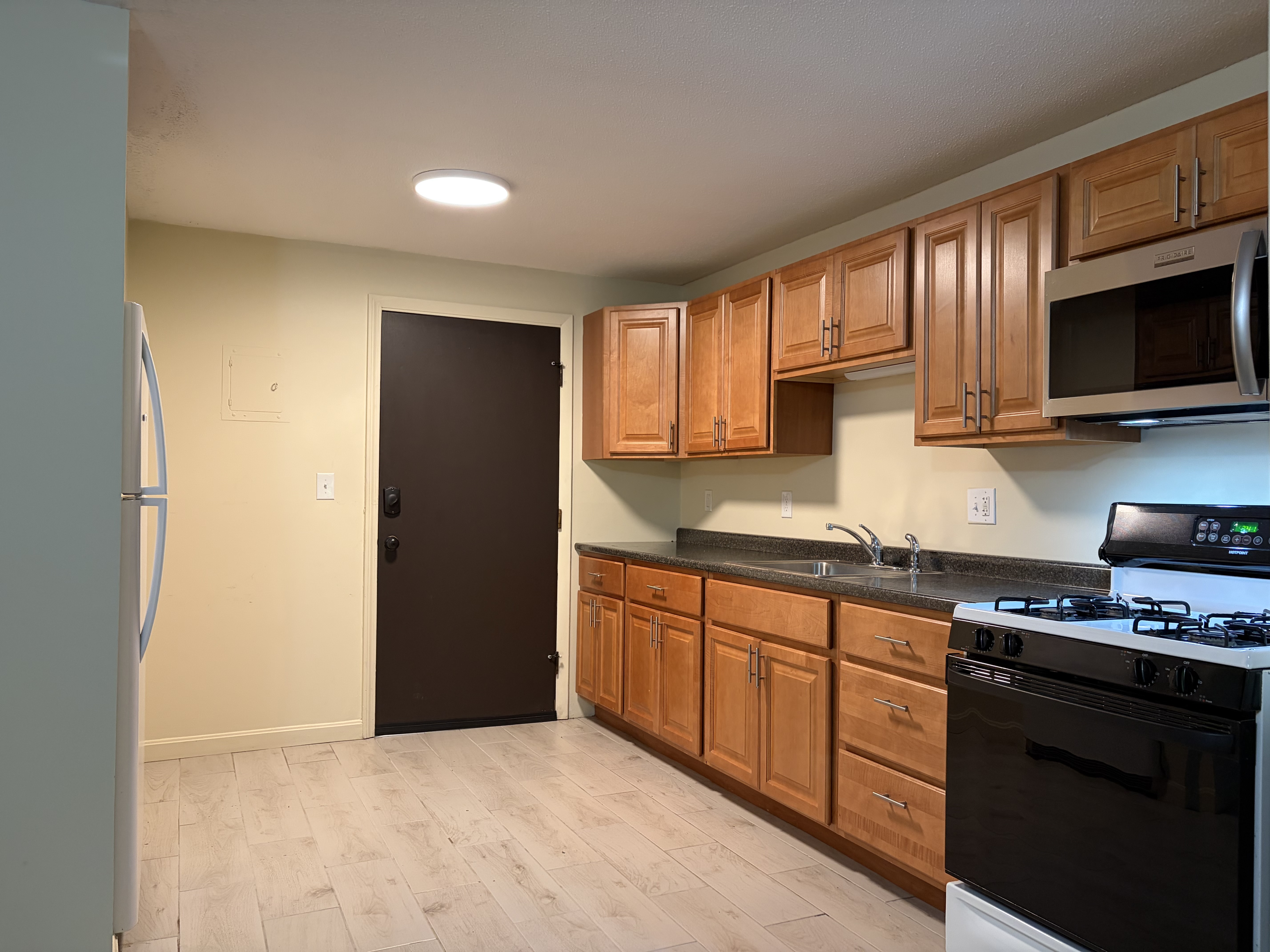 Photo 6 of 81 FISHERVILLE Rd. Unit 7