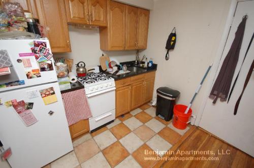 1 bed, 1 bath apartment for rent at 56 Queensberry St Unit 20, Fenway — photo 3 of 12