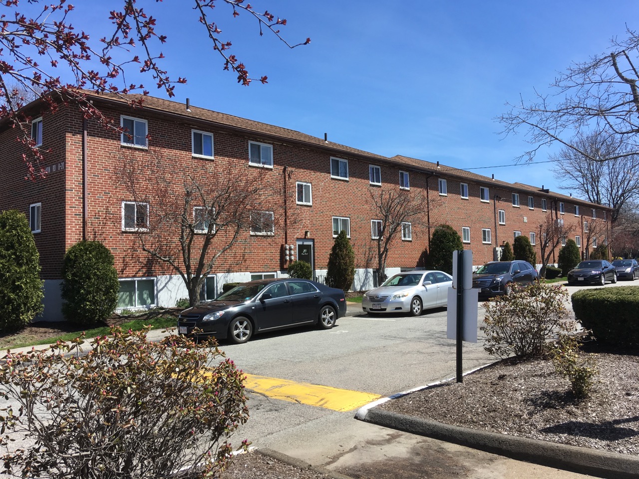 2 bed, 1 bath apartment for rent at 20 Bryon Rd Unit 2, Roxbury