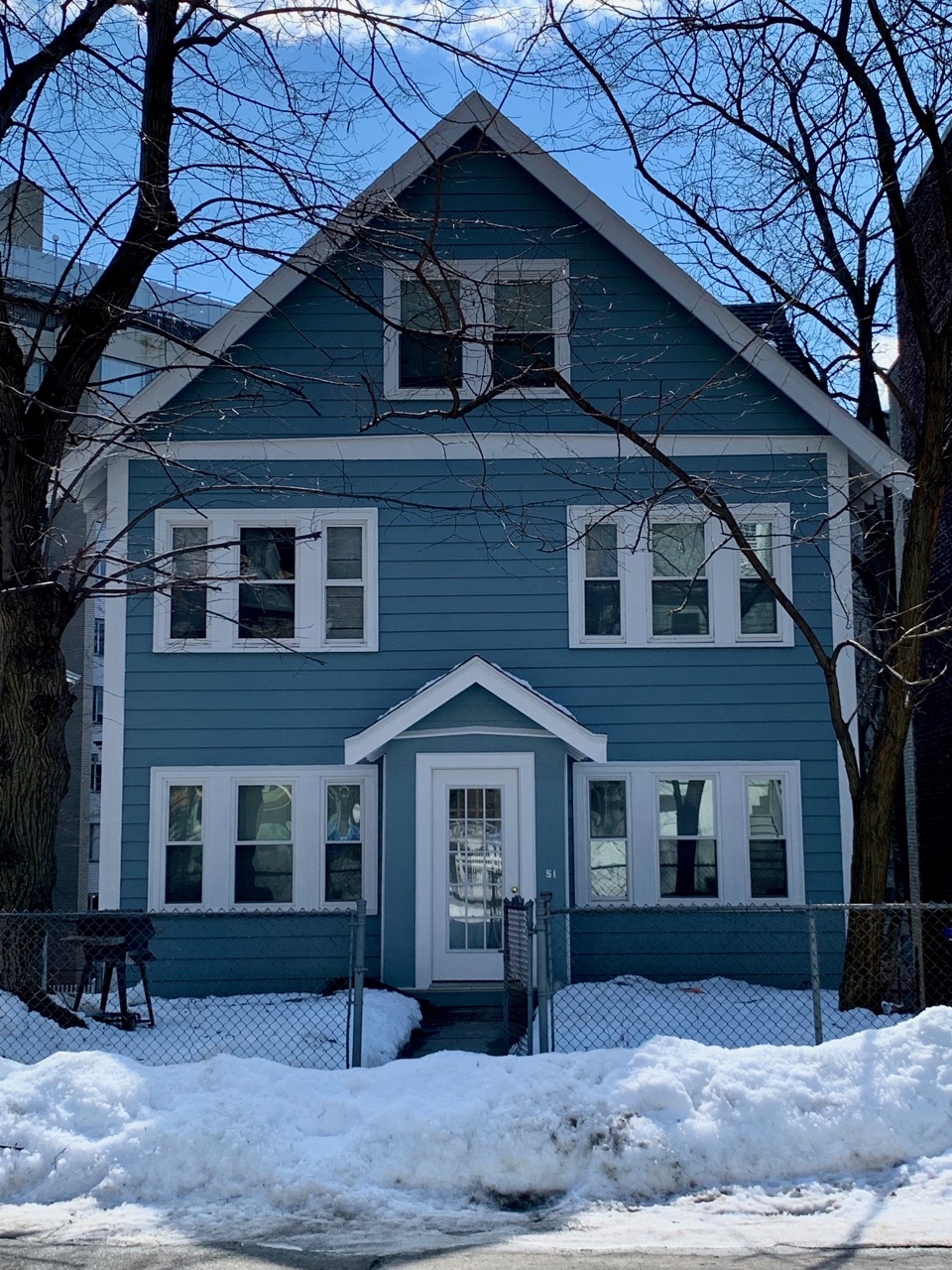 5 bed, 2 bath apartment for rent at 51 Mason Ter, Brookline — photo 1 of 23