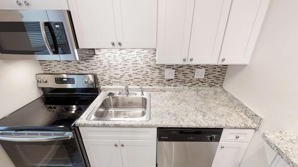 Studio bed, 1 bath apartment for rent at 1419 Commonwealth Ave Unit 202, Brighton — photo 7 of 17