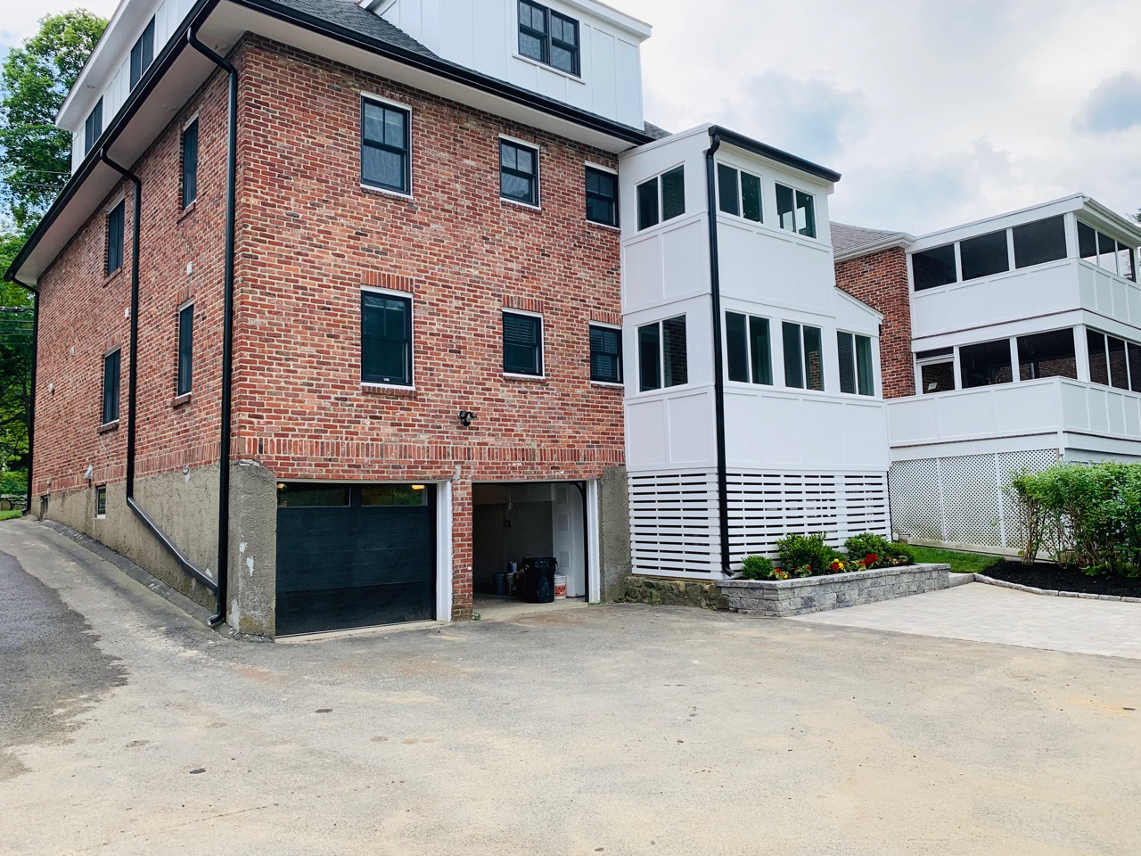 3 bed, 2 bath apartment for rent at 31 Heath St Unit 1, Brookline — photo 23 of 25