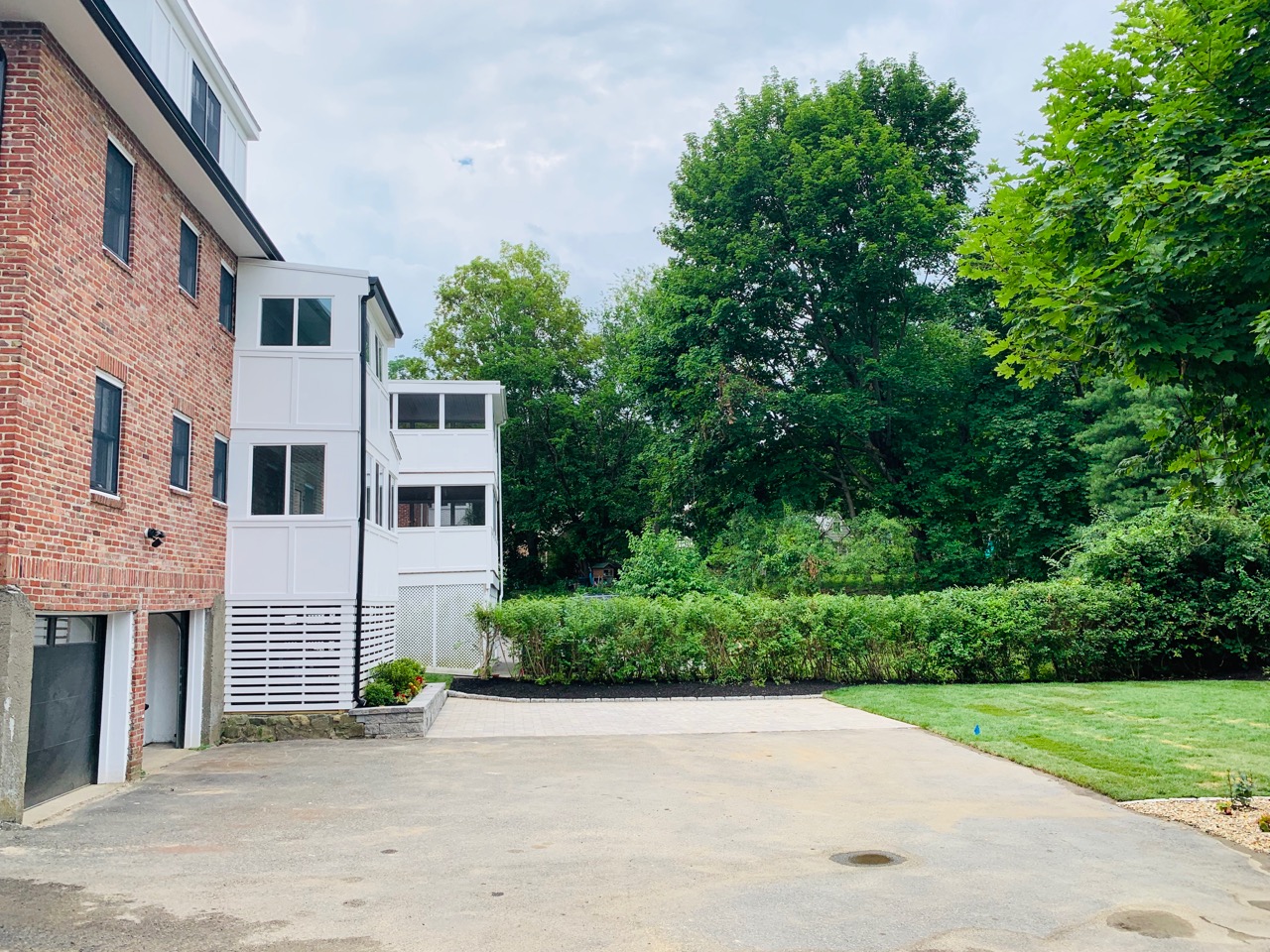 3 bed, 2 bath apartment for rent at 31 Heath St Unit 1, Brookline — photo 24 of 25