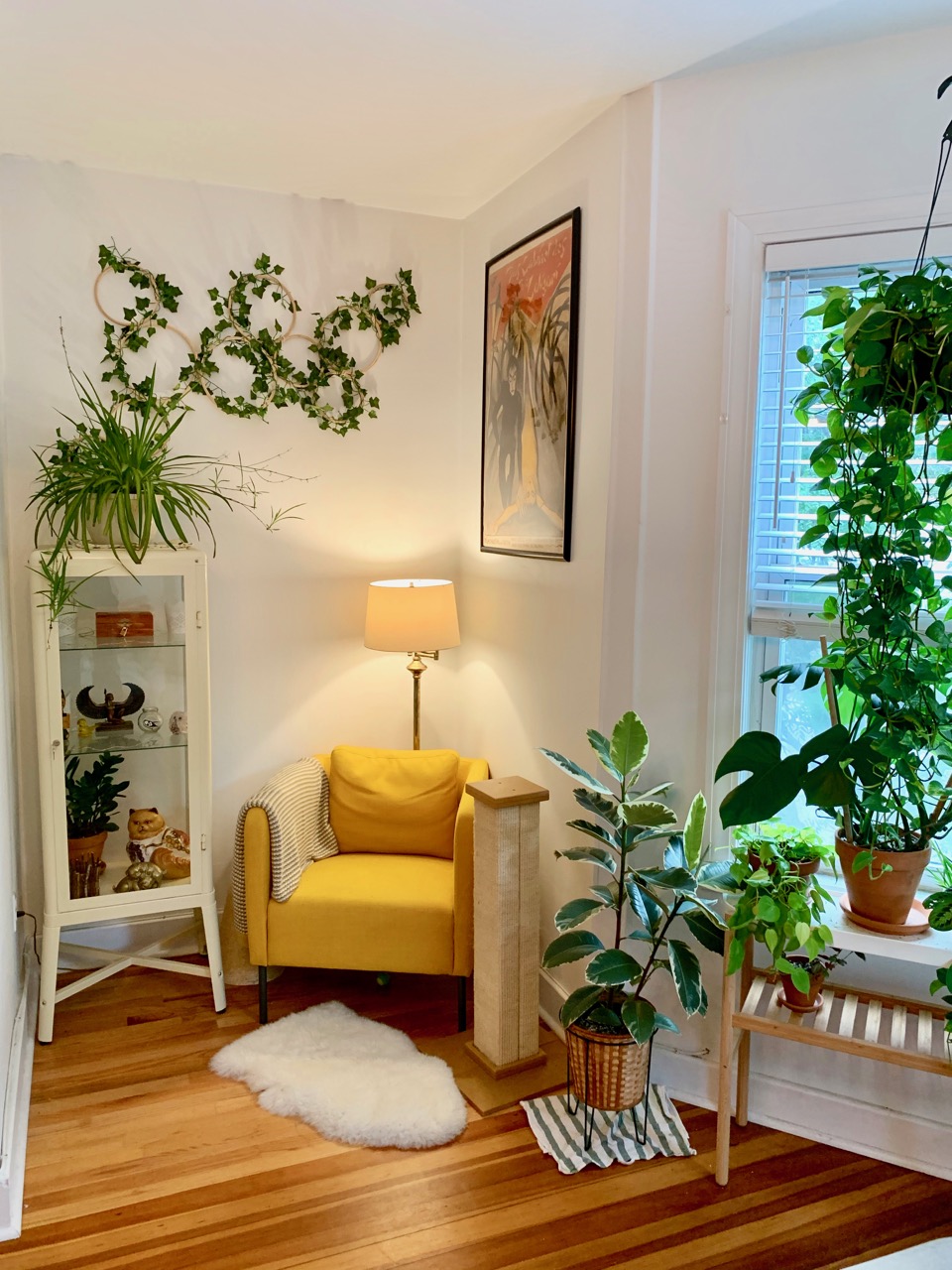 2 bed, 1 bath apartment for rent at 1 Kenney St Unit 2, Jamaica Plain — photo 4 of 14