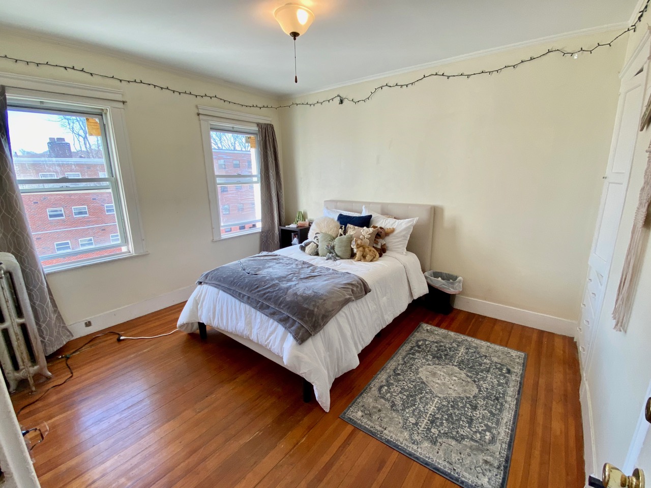 3 bed, 1 bath apartment for rent at 1496 Commonwealth Ave Unit 6, Brighton — photo 9 of 16