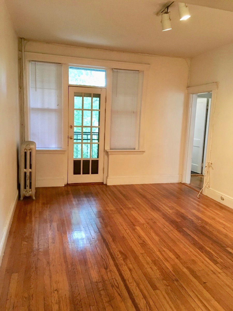 2 bed, 1 bath apartment for rent at 29 Mount Hood Rd Unit 7, Brighton — photo 2 of 26