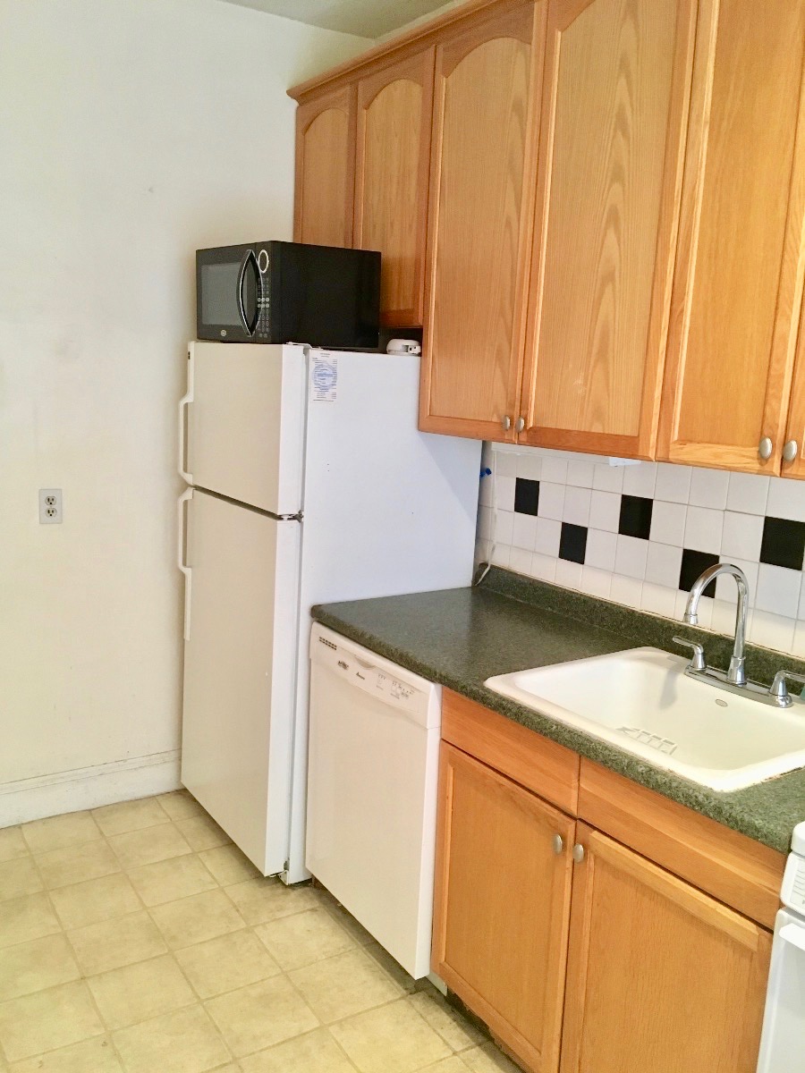 2 bed, 1 bath apartment for rent at 29 Mount Hood Rd Unit 7, Brighton — photo 8 of 26