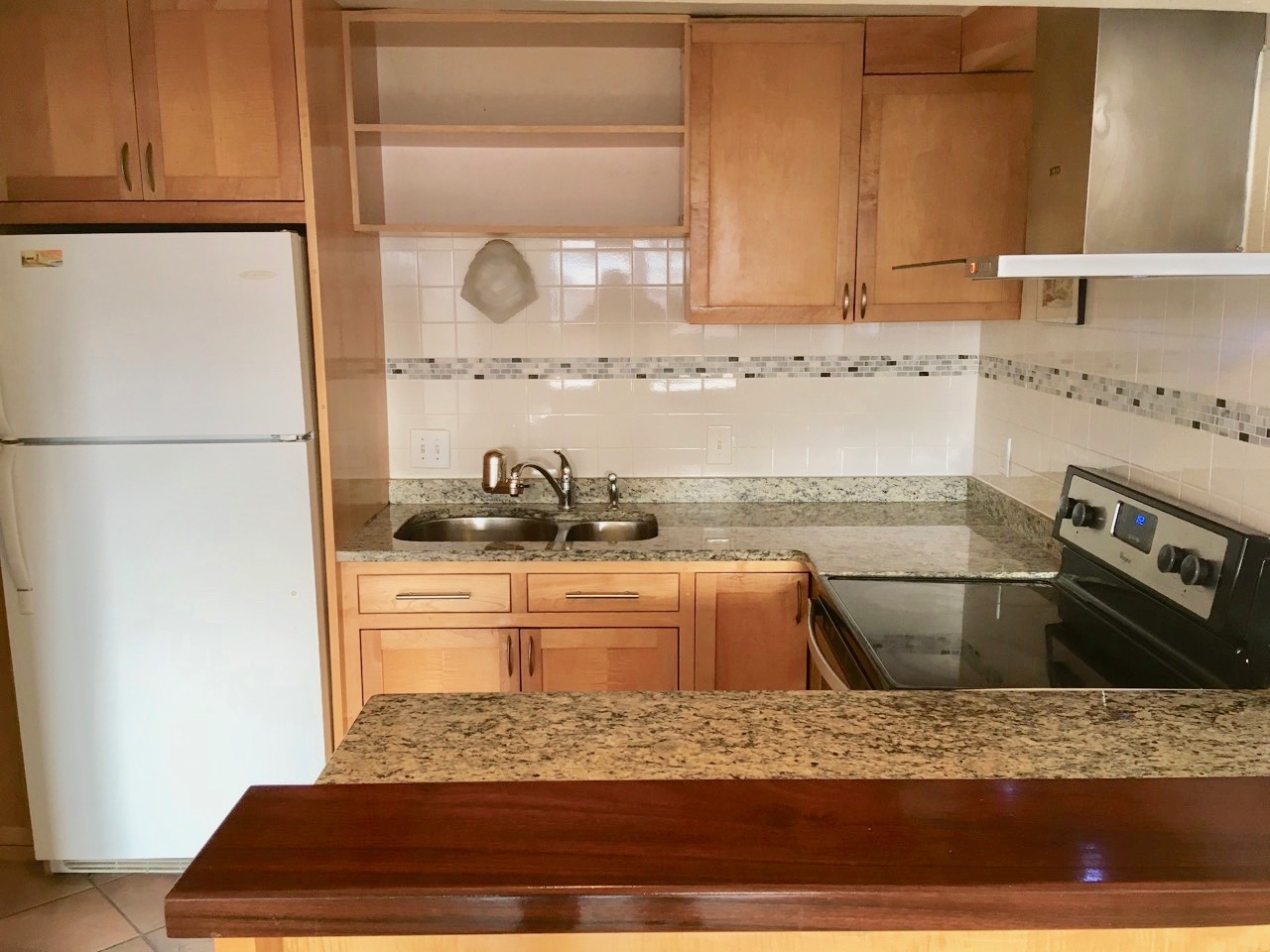 Photos of apartment on Commonwealth Ct.,Boston MA 02135