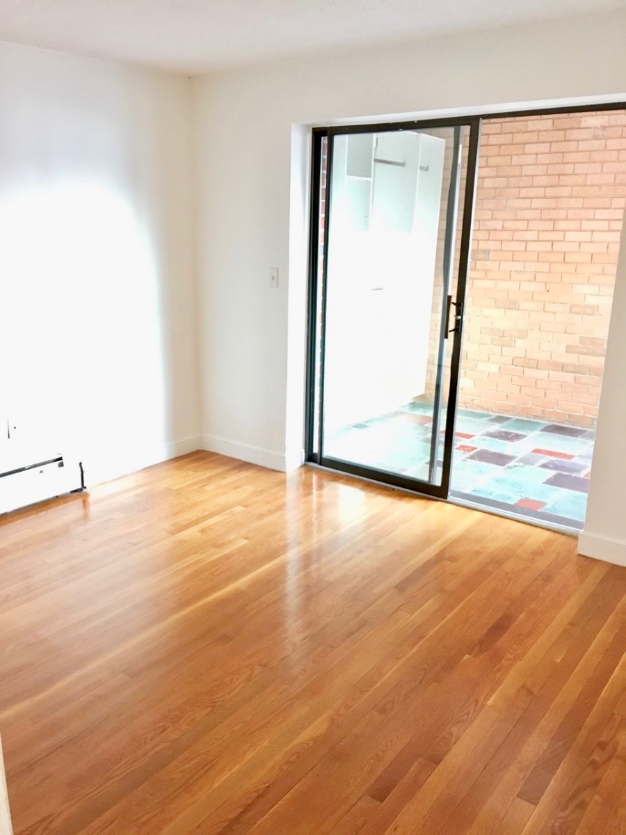 Photos of apartment on Commonwealth Ct.,Boston MA 02135