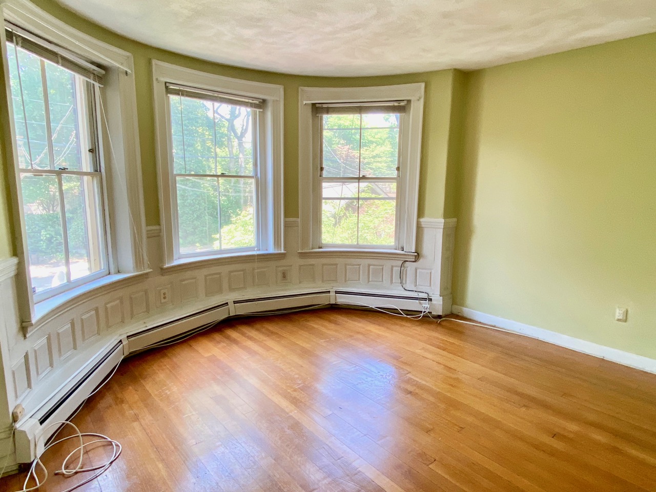 1738 Beacon St, Allston