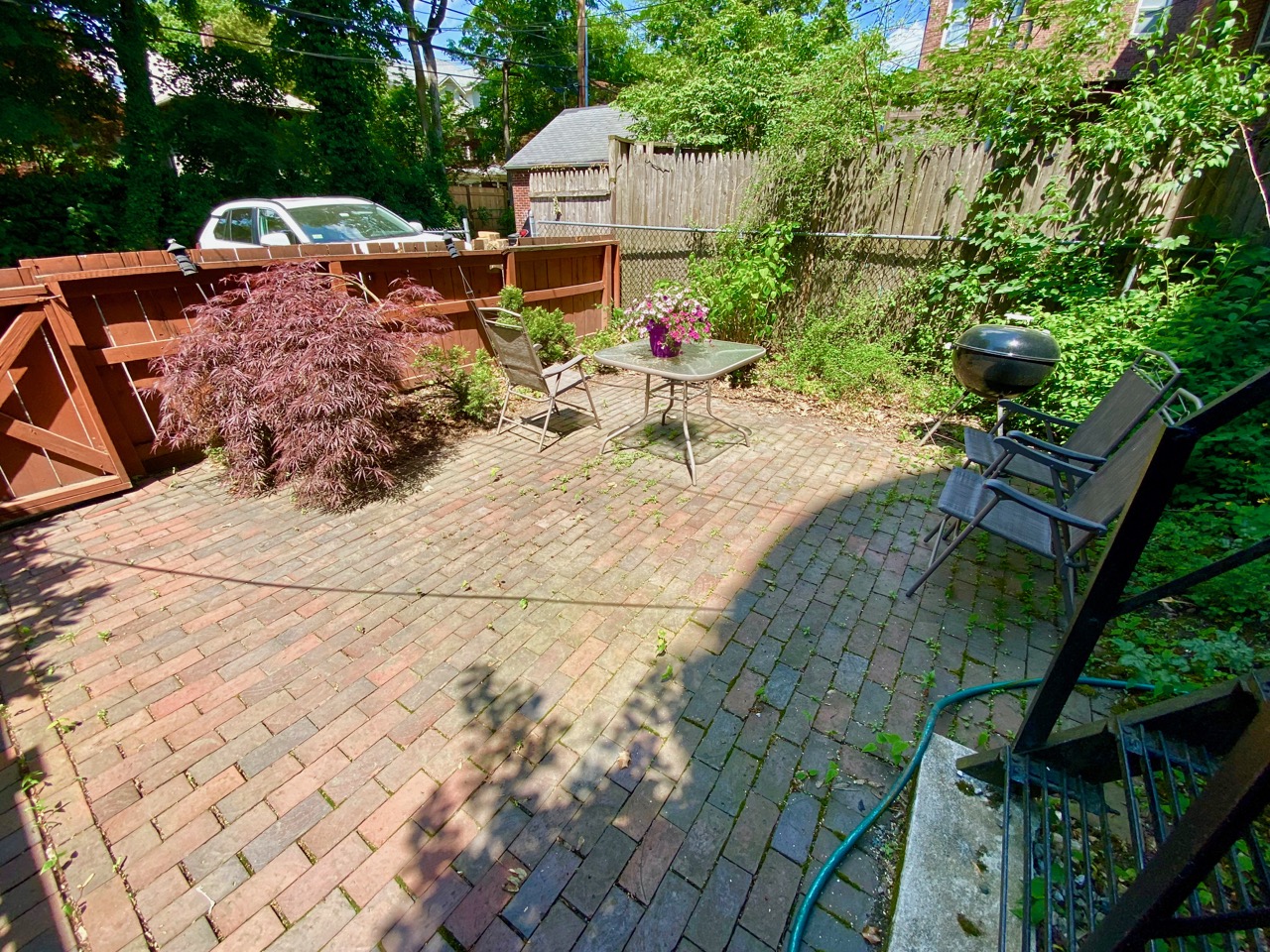 1738 Beacon St, Allston