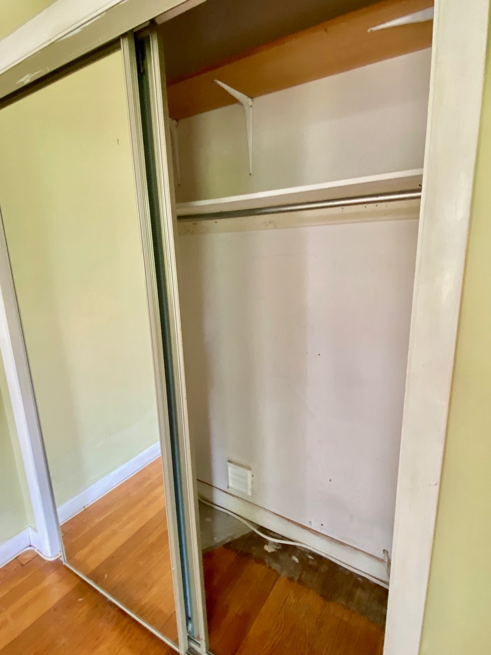 1738 Beacon St, Allston