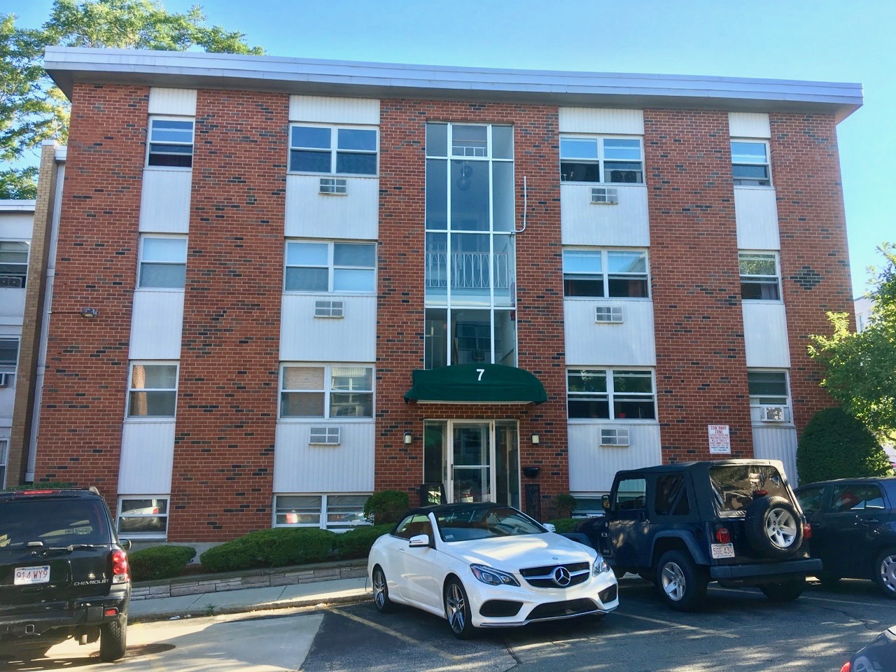 7 Commonwealth Ct, Brighton