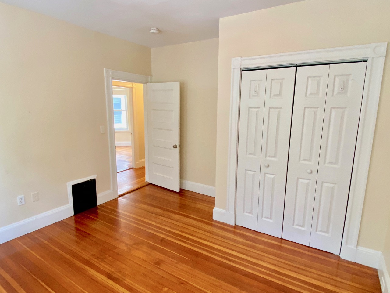 65 Walk Hill St, Jamaica Plain