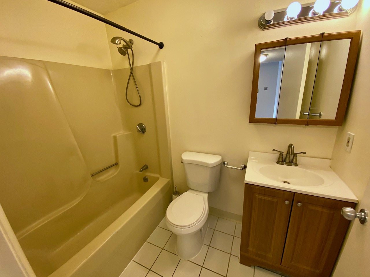 1 bed, 1 bath apartment for rent at 276 Chestnut Hill Ave Unit 11, Brighton — photo 20 of 23