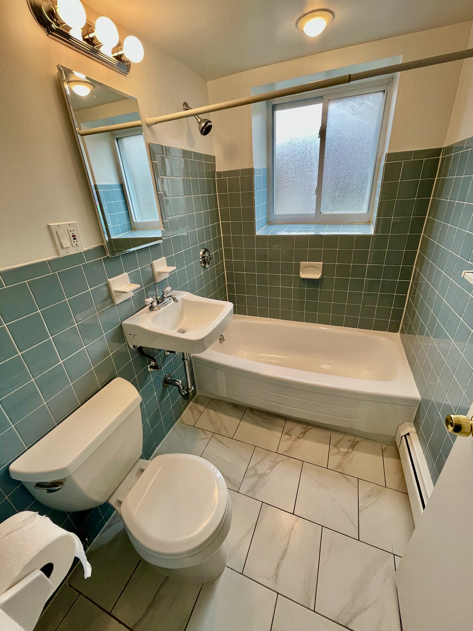 2 bed, 1 bath apartment for rent at 20 Bryon Rd Unit 2, Roxbury — photo 10 of 14