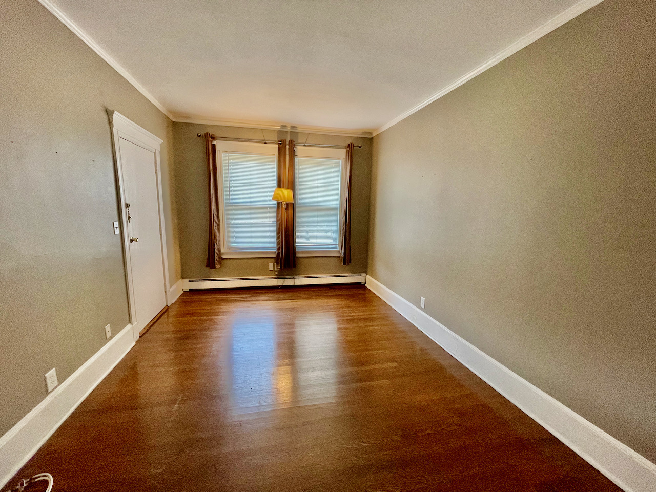 Photos of apartment on Commonwealth Ave.,Boston MA 02135
