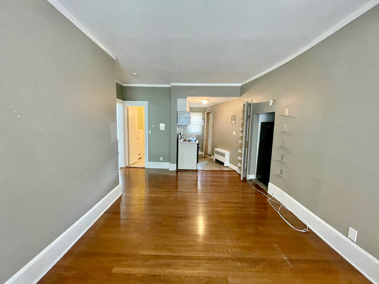 Photos of apartment on Commonwealth Ave.,Boston MA 02135