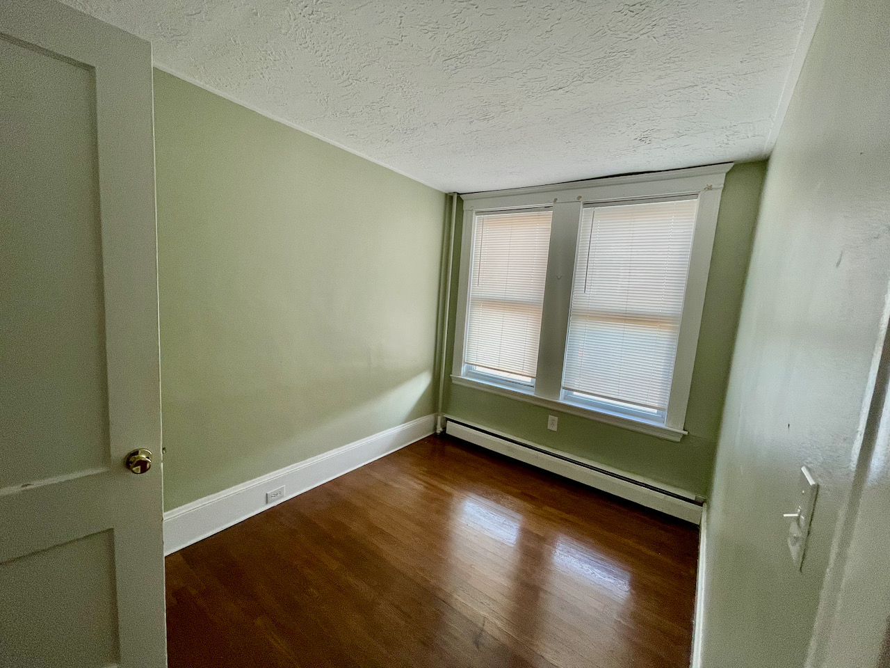 Photos of apartment on Commonwealth Ave.,Boston MA 02135
