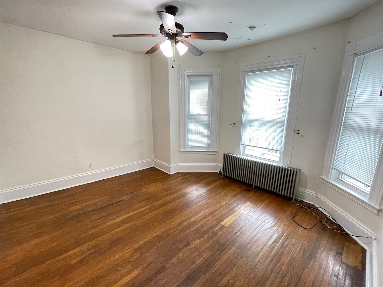 2 bed, 1 bath apartment for rent at 28 Foster St Unit 1, Brighton