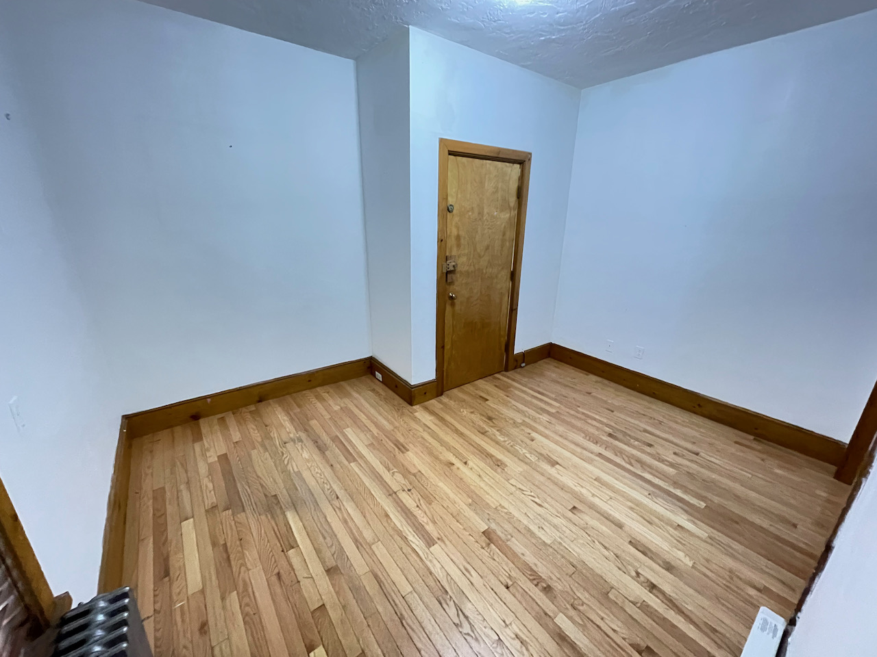 2 bed, 1 bath apartment for rent at 28 Foster St Unit 1, Brighton — photo 5 of 12