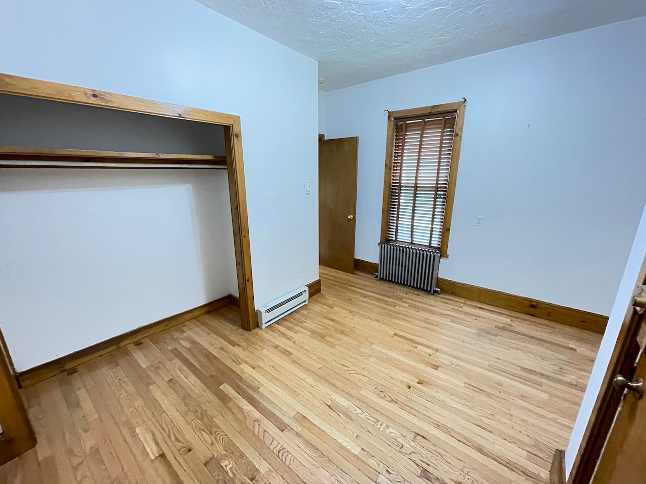 2 bed, 1 bath apartment for rent at 28 Foster St Unit 1, Brighton — photo 6 of 12