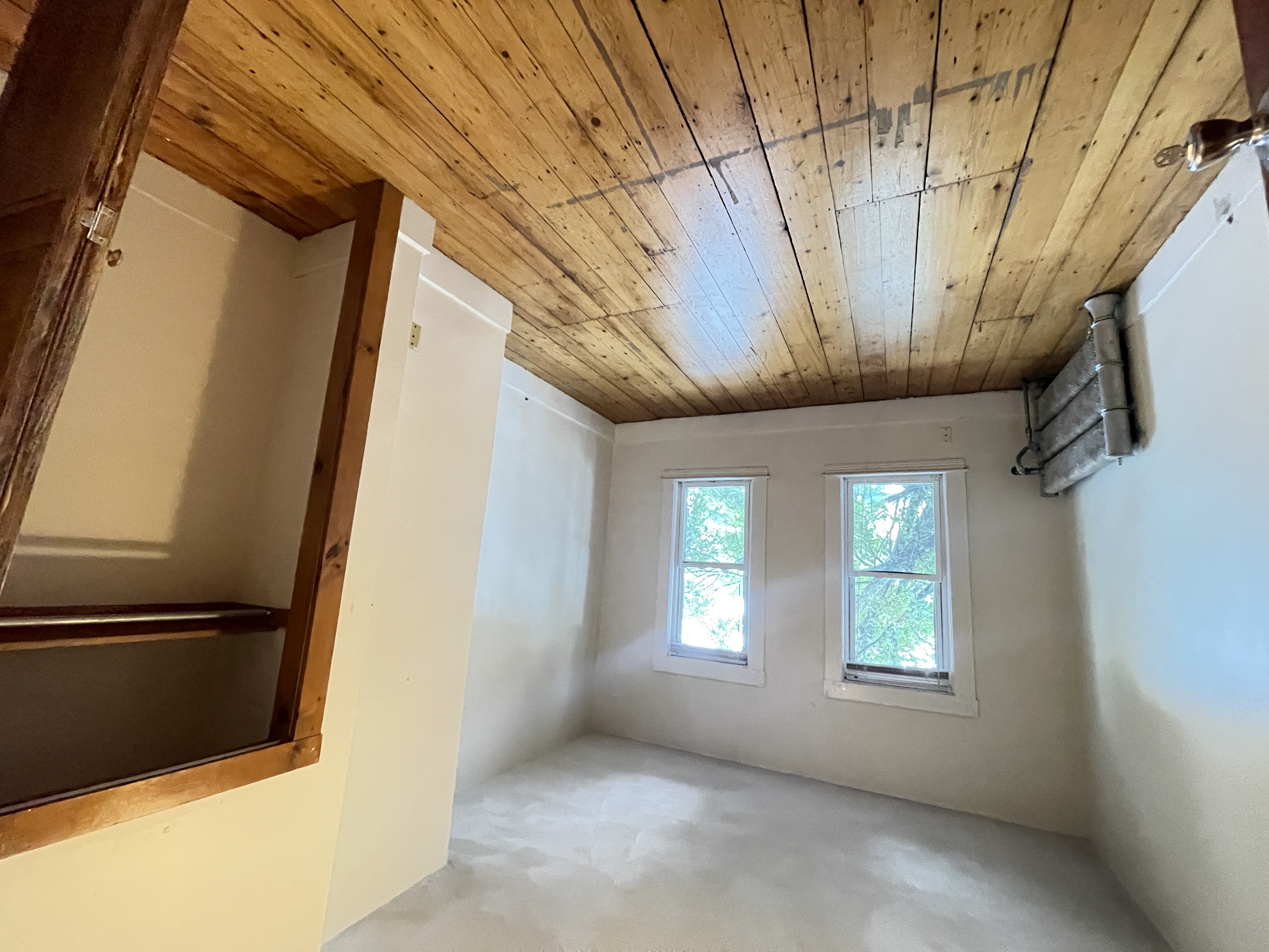 4 bed, 2 bath apartment for rent at 32 Foster St Unit 1, Brighton — photo 8 of 17