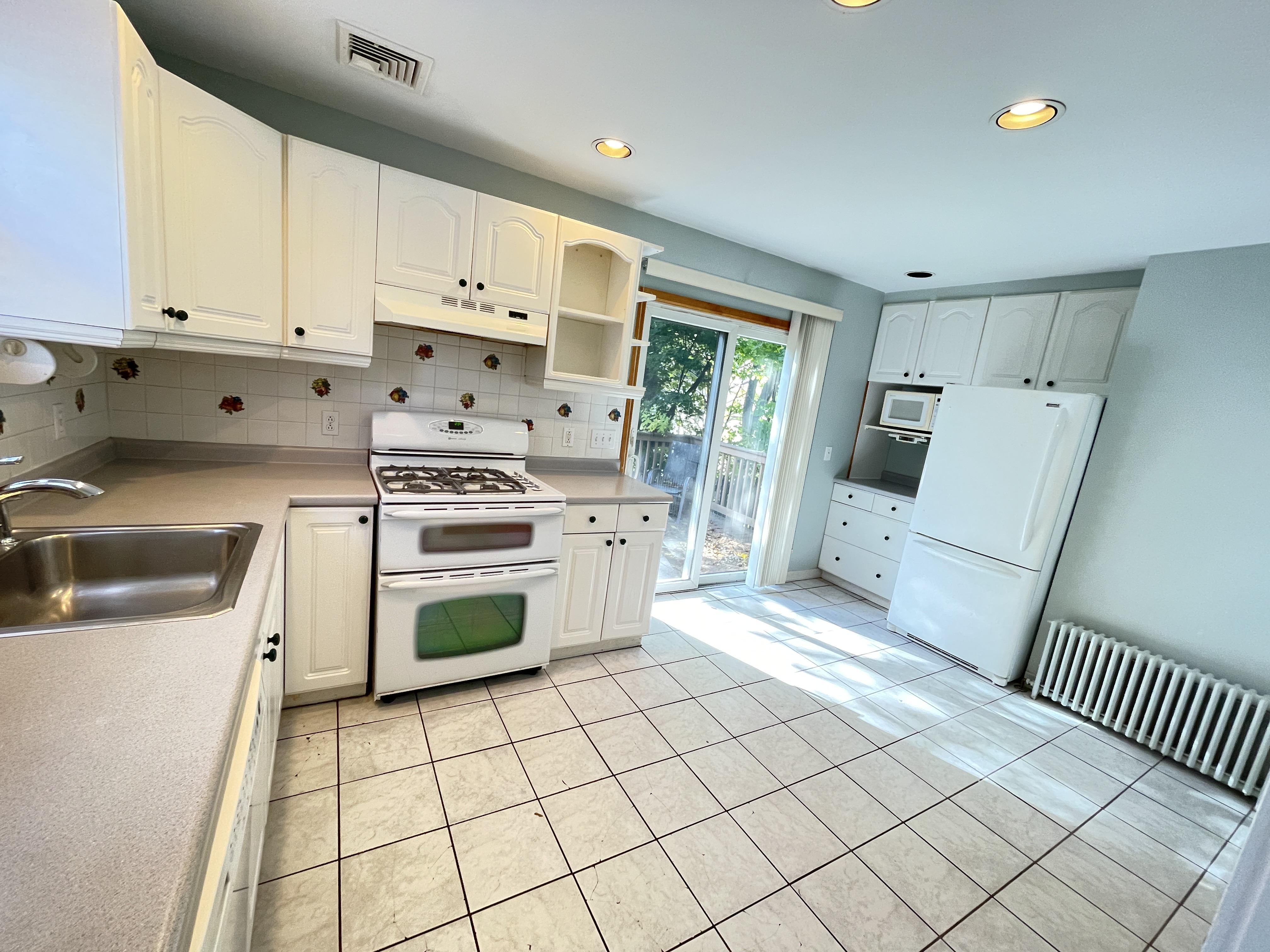 2.5 bed, 1 bath apartment for rent at 7 Riverview Rd Unit 2, Brighton — photo 5 of 26