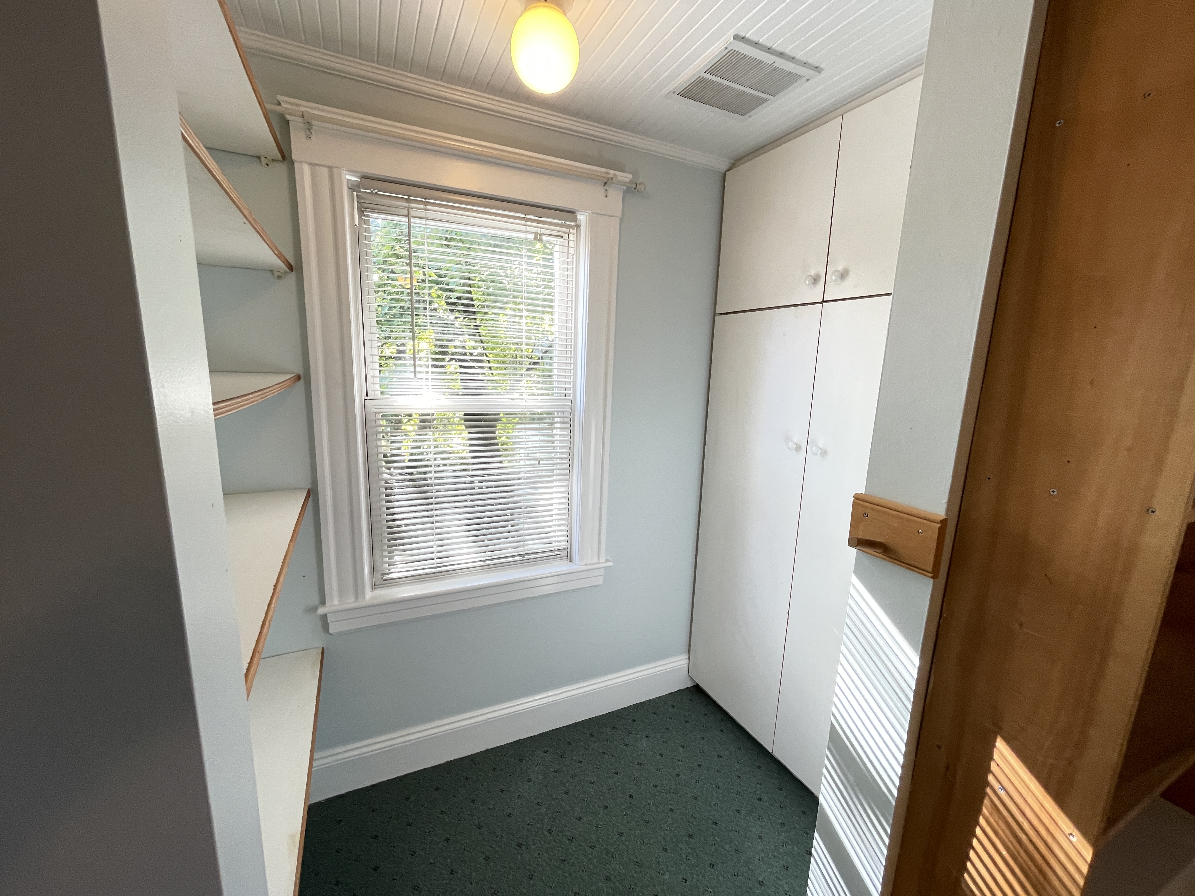2.5 bed, 1 bath apartment for rent at 7 Riverview Rd Unit 2, Brighton — photo 16 of 26