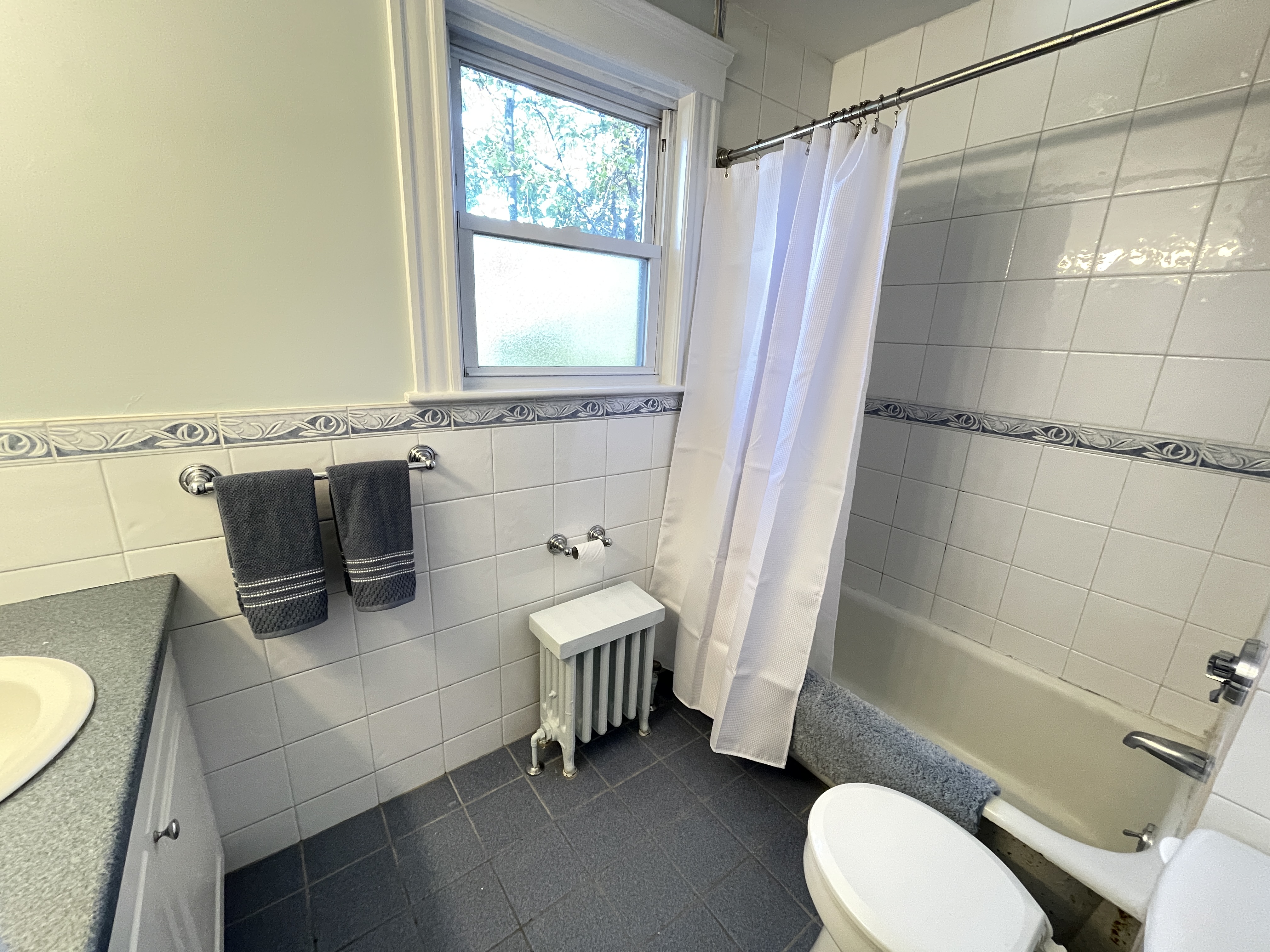 2.5 bed, 1 bath apartment for rent at 7 Riverview Rd Unit 2, Brighton — photo 13 of 26