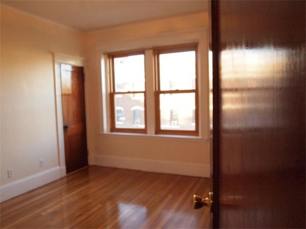 2 bed, 1 bath apartment for rent at 6 Radcliffe Rd Unit 6, Allston — photo 9 of 10