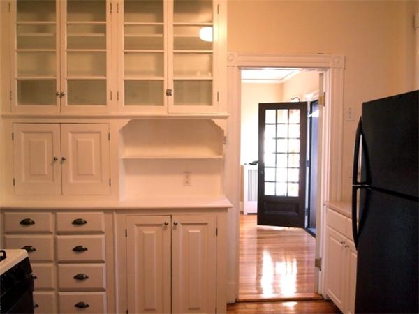 2 bed, 1 bath apartment for rent at 6 Radcliffe Rd Unit 6, Allston — photo 8 of 10